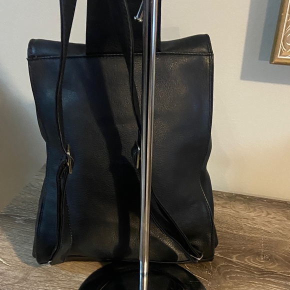 CB Pelletterie Made in Italy Black Genuine Full Leather Backpack Shoulder Bag - Picture 4 of 10